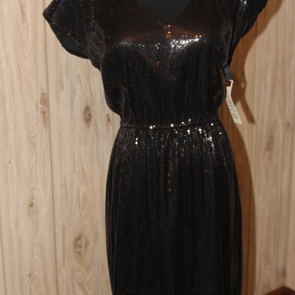 DRESS BB Dakota by Steve Madden Little Black Sequin Cocktail Size Small NWT's - Picture 2 of 15